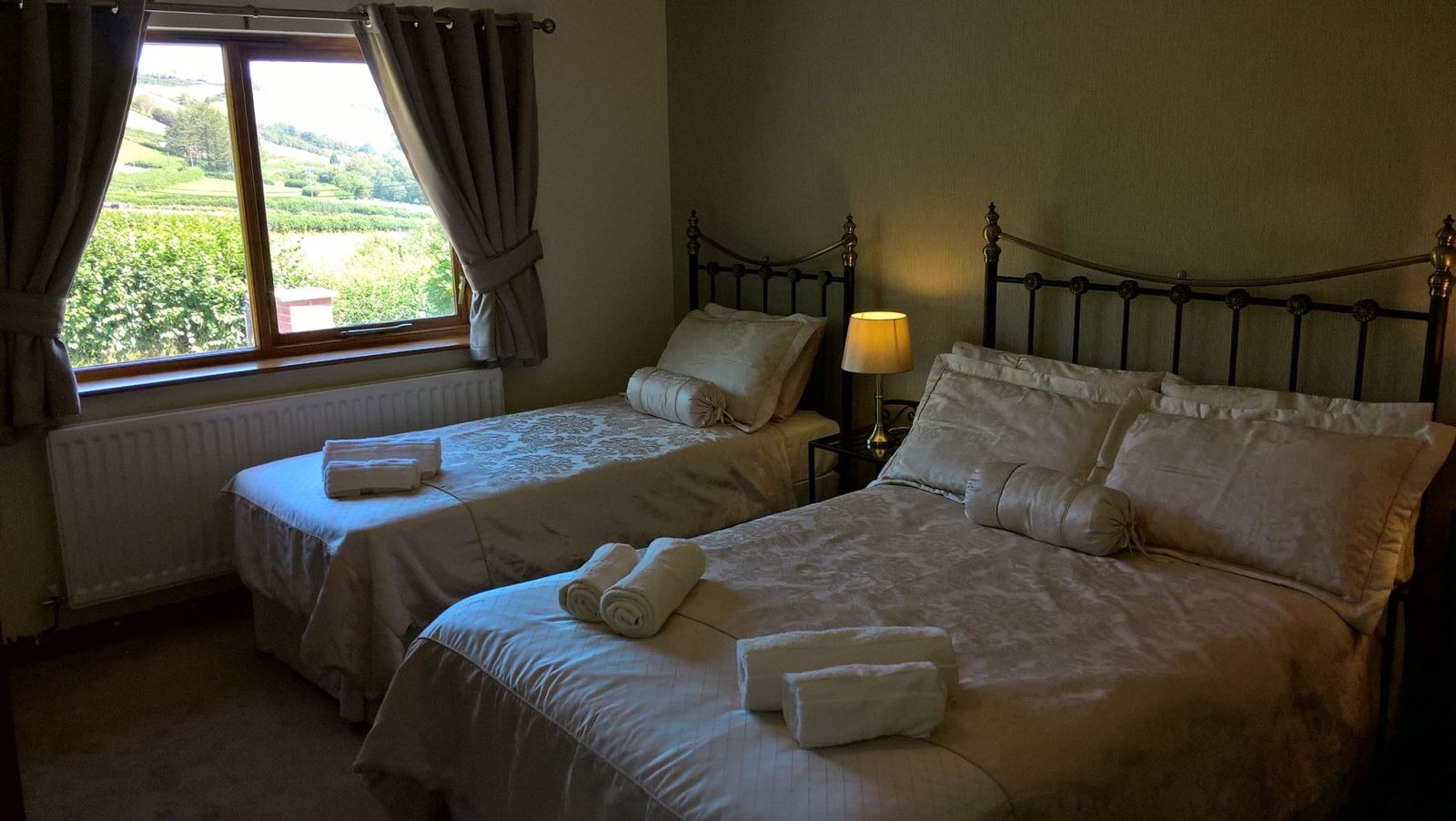 Family Room consistes Double Bed and Single Bed at Drainbyrion Farm Self Catering Wales